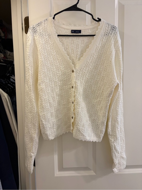 GAP Sweaters - GAP Ivory Open-Knit Scallop-Edge Button Cardigan